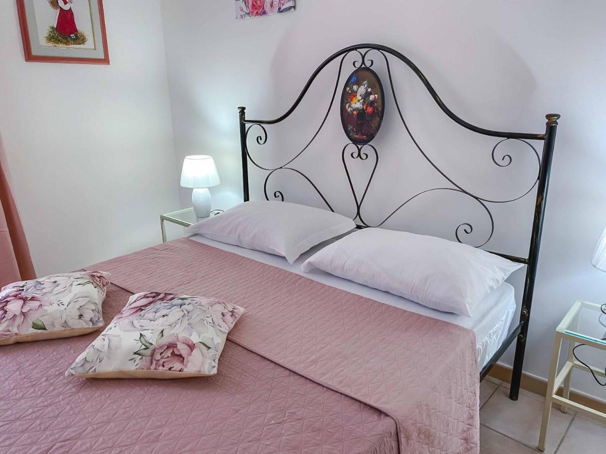 Aparthotel Cortellenica トッレ・サン・ジョヴァンニ・ウジェント エクステリア 写真